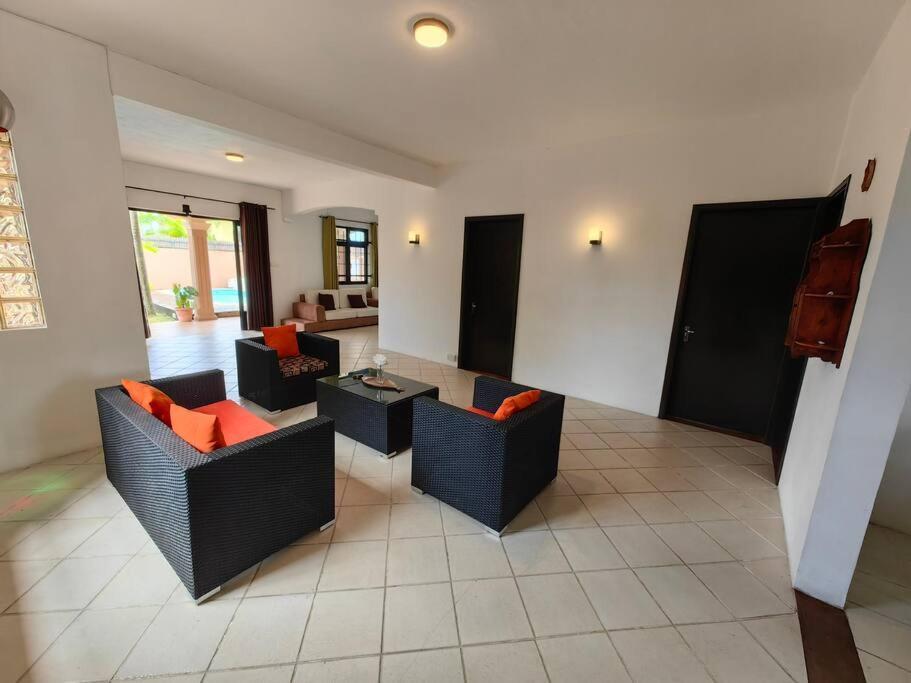 La Salida House By Sov Apartment Pereybere Beach Екстериор снимка